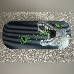 Capelli Boys-Unisex Gray‎ Dark Sunglasses w/ Multicolor Case Never Used OH YEAH